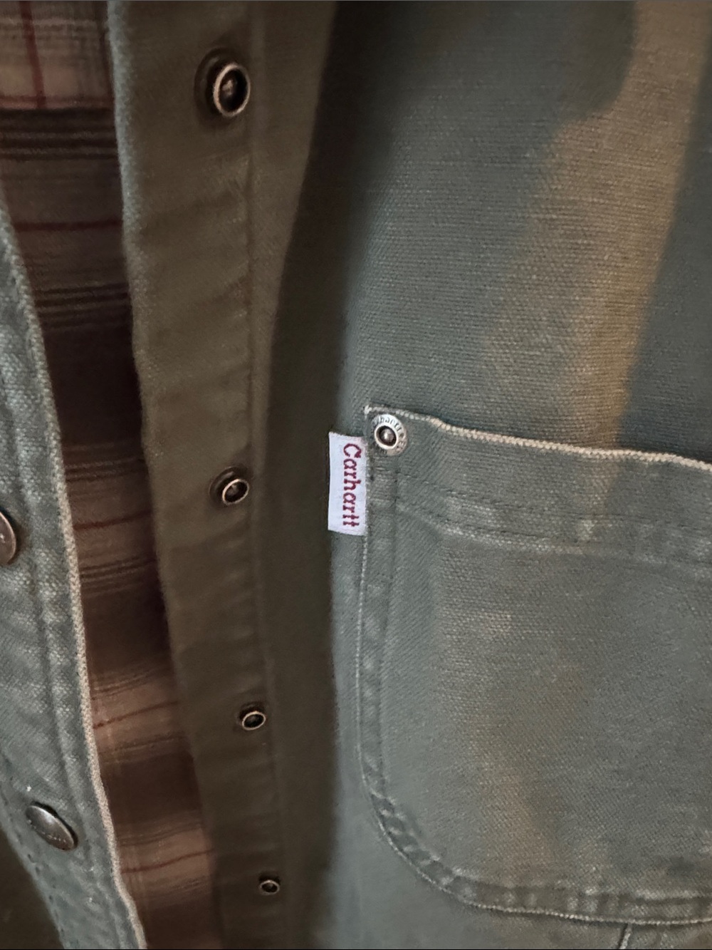 Carhartt women’s Olive Green Canvas Work Coat with Plaid Lining - Picture 8 of 9